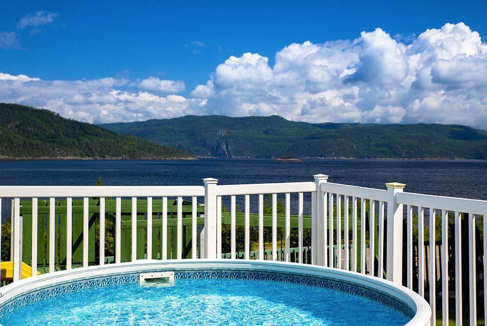 Chalets Condos Sur Le Fjord LʼAnse-Saint-Jean Dış mekan fotoğraf